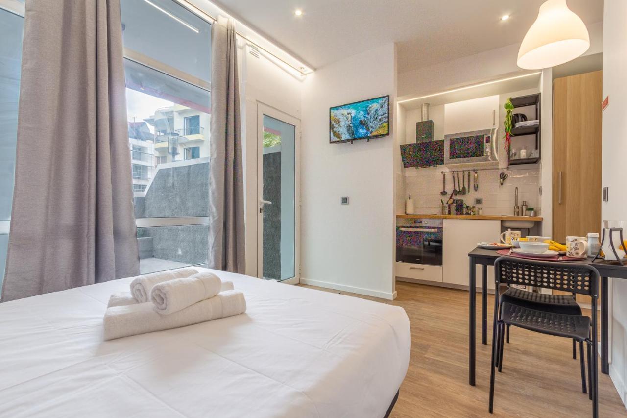 The Jolie - Apartments By The Ocean 莫尼兹港 外观 照片