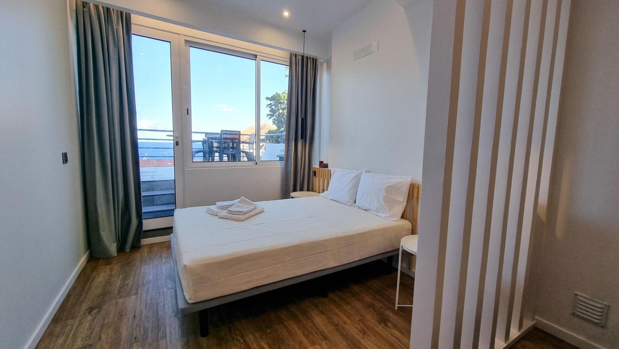The Jolie - Apartments By The Ocean 莫尼兹港 外观 照片