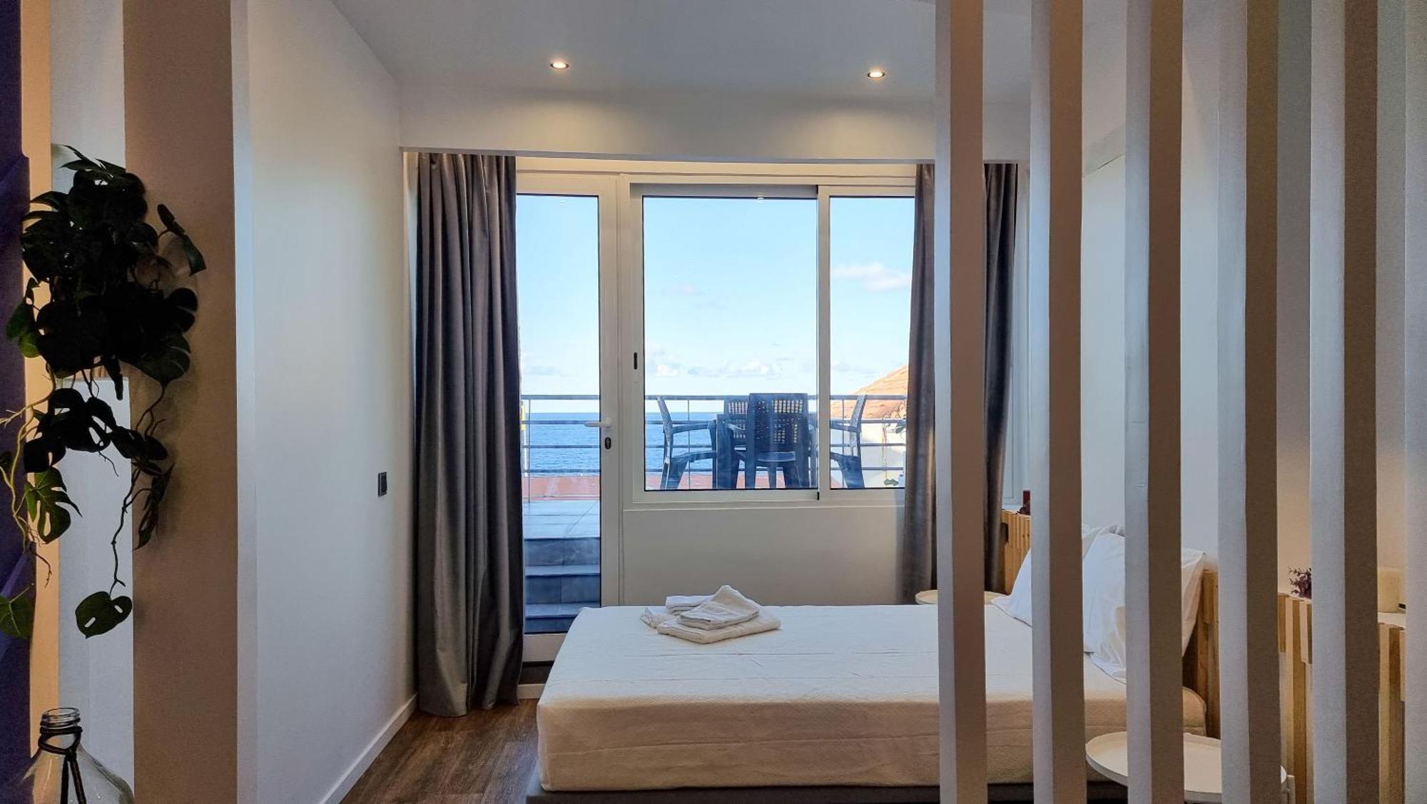 The Jolie - Apartments By The Ocean 莫尼兹港 外观 照片