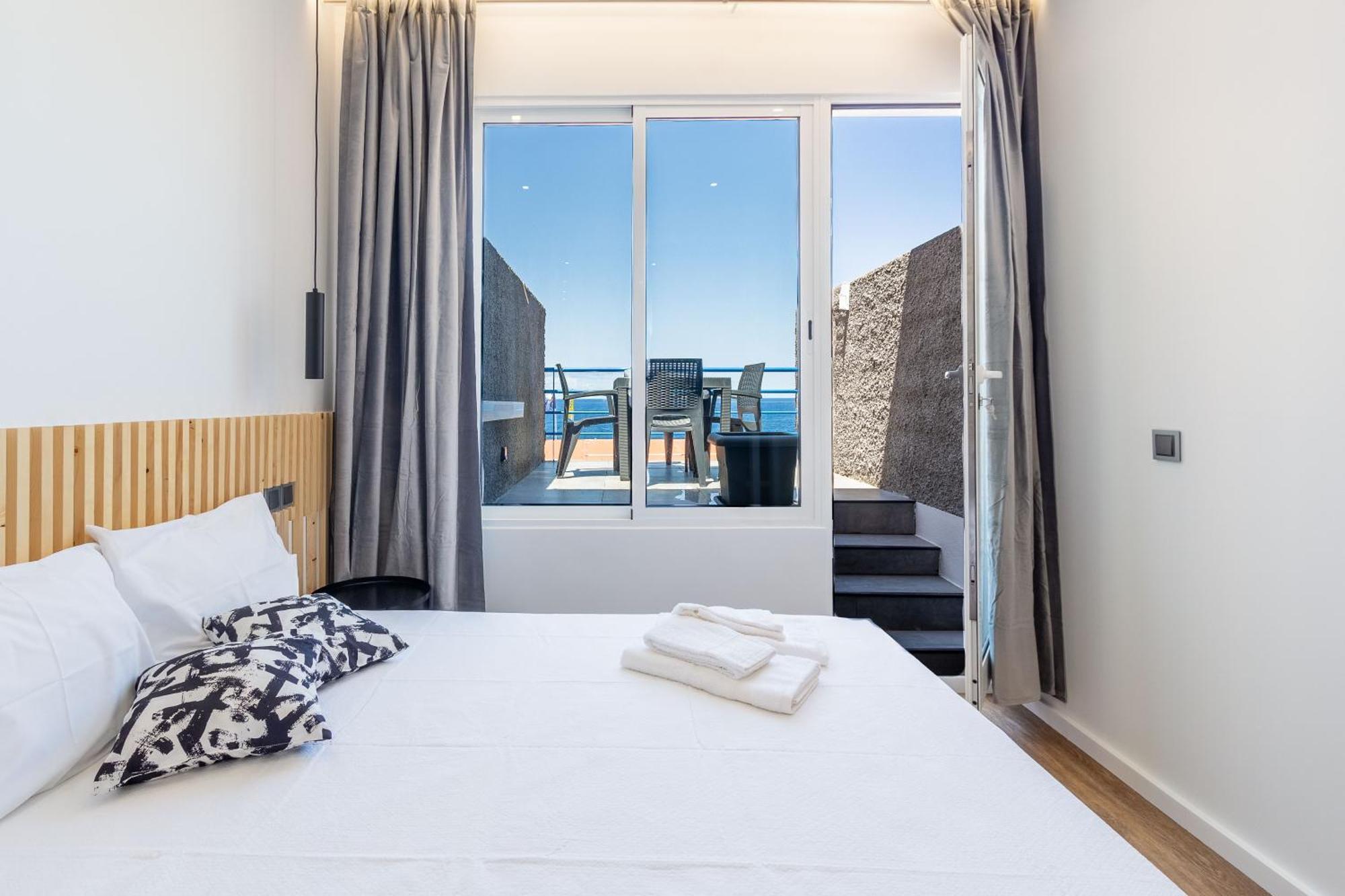 The Jolie - Apartments By The Ocean 莫尼兹港 外观 照片